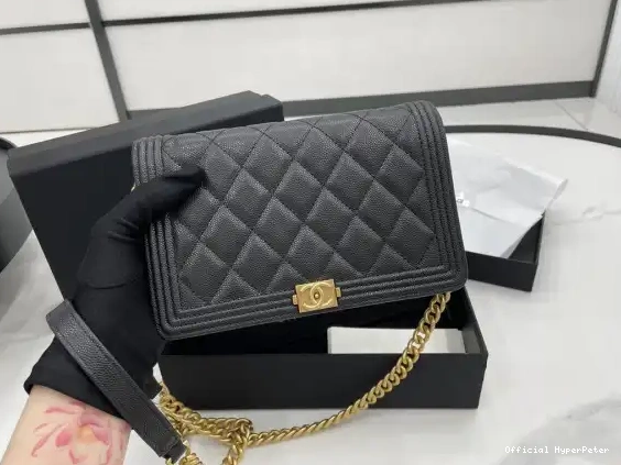 Hyper Peter CHANEL WALLET 0516